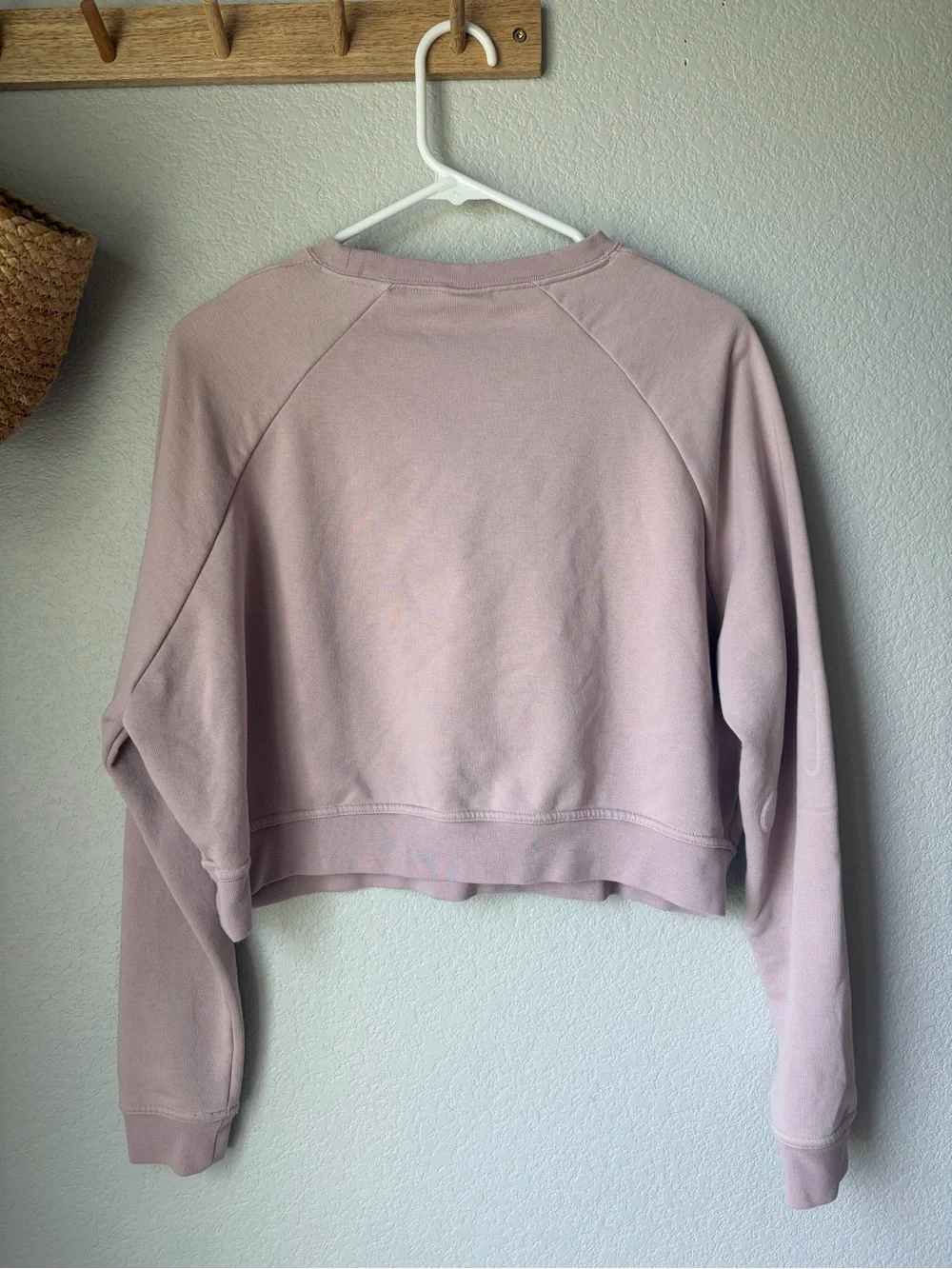 Nike cropped crewneck